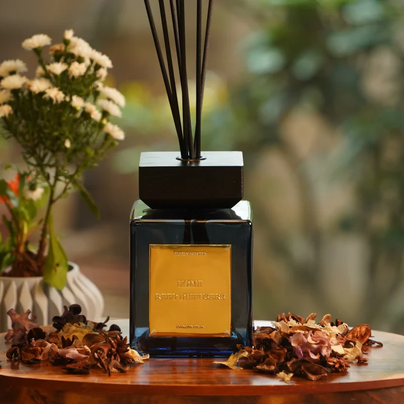 Luxe Reed Diffuser - Image 3